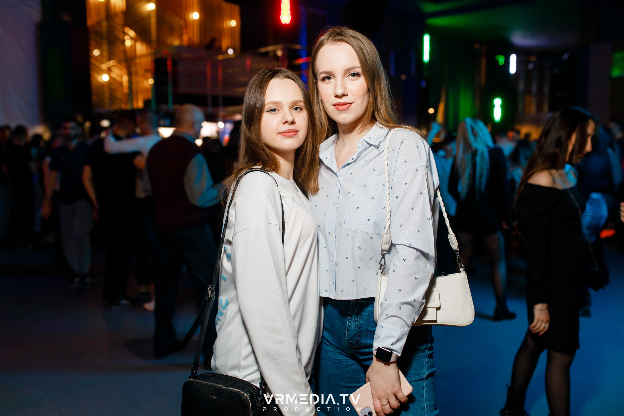 Выходные в баре «DOSKI»