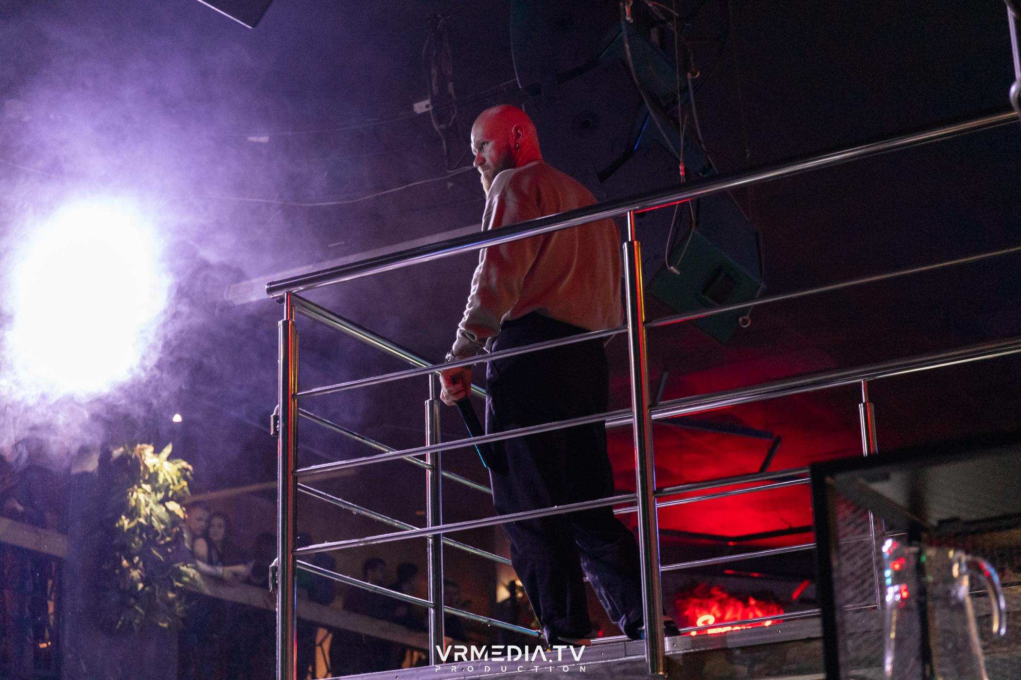 Выходные в баре «DOSKI»