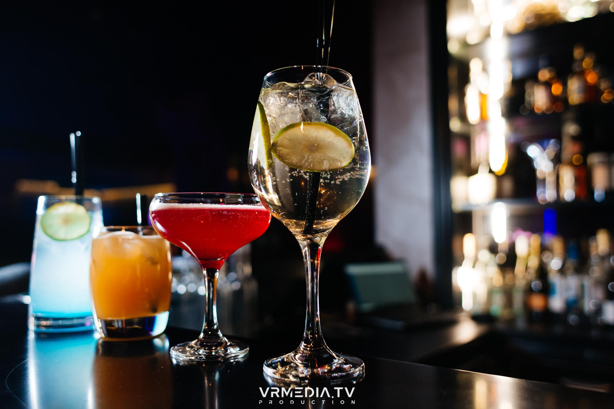 День святого Валентина в караоке-баре «Volna»