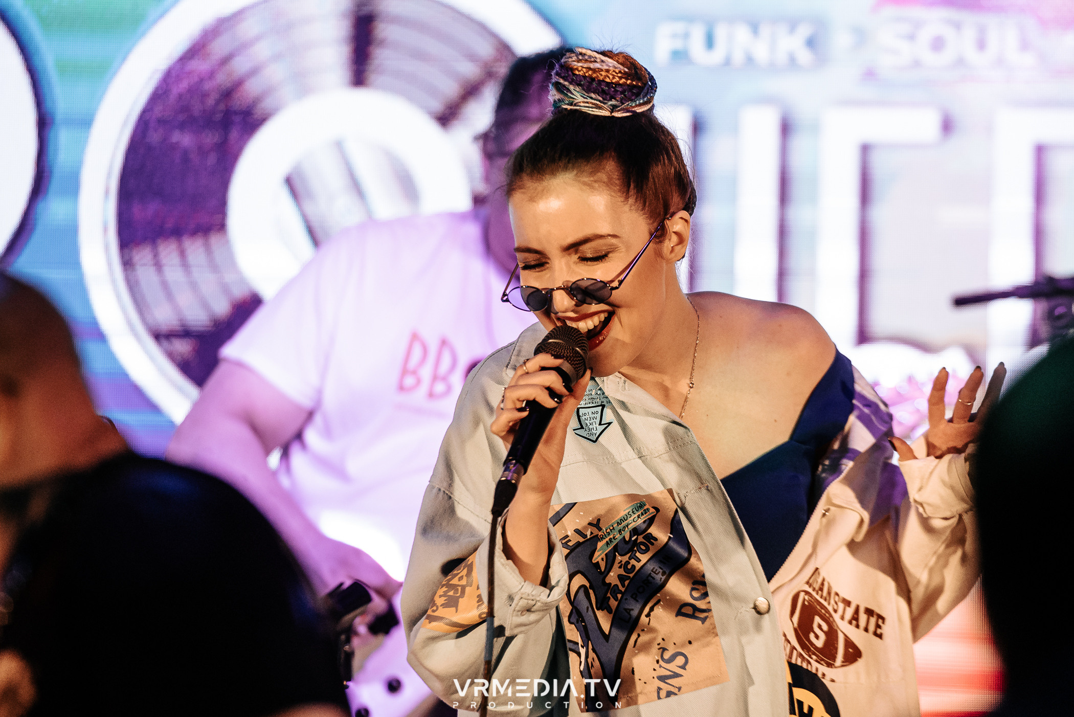 Джазовая среда: BBQueen: Переменная облачность