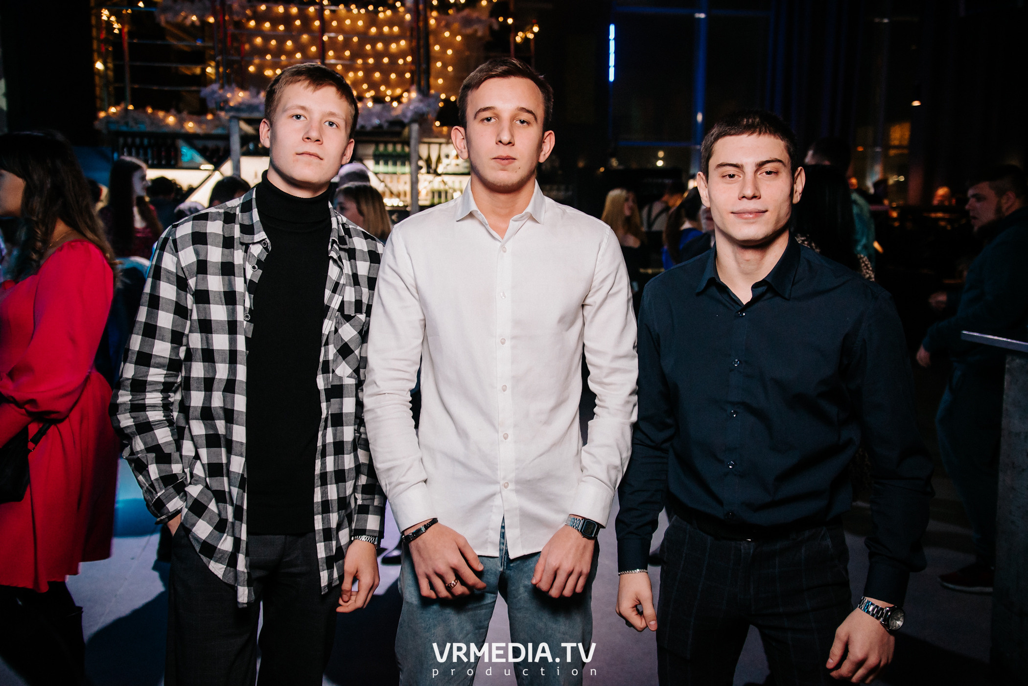 Выходные в баре «DOSKI»