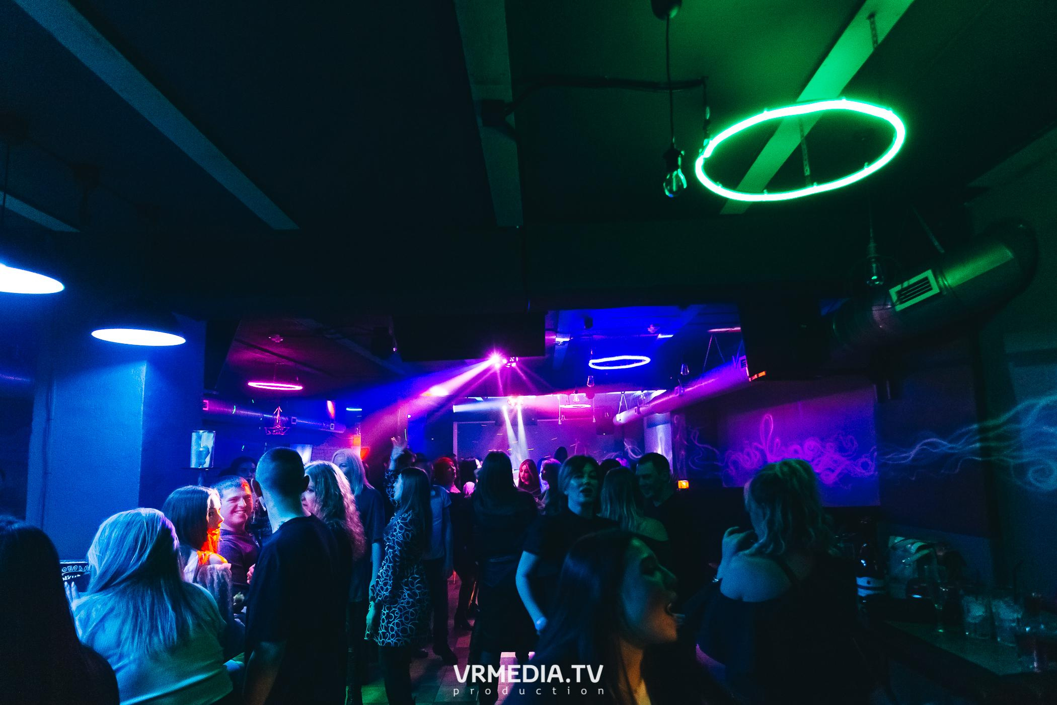 Выходные в баре «BORODA»