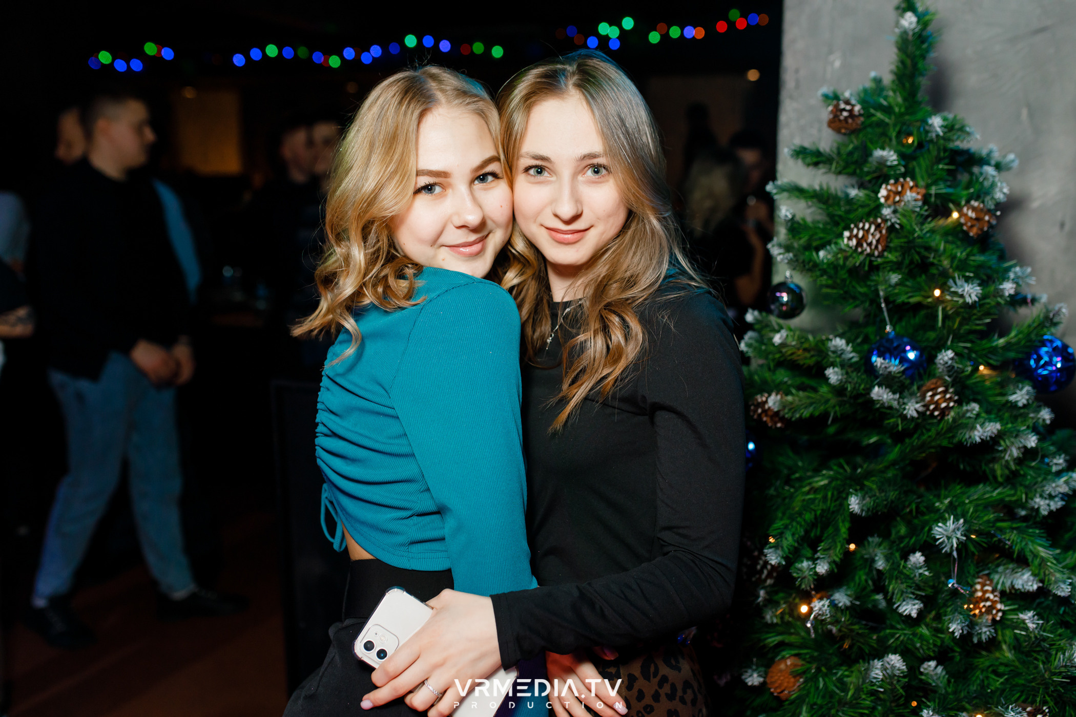 Выходные в баре «DOSKI»