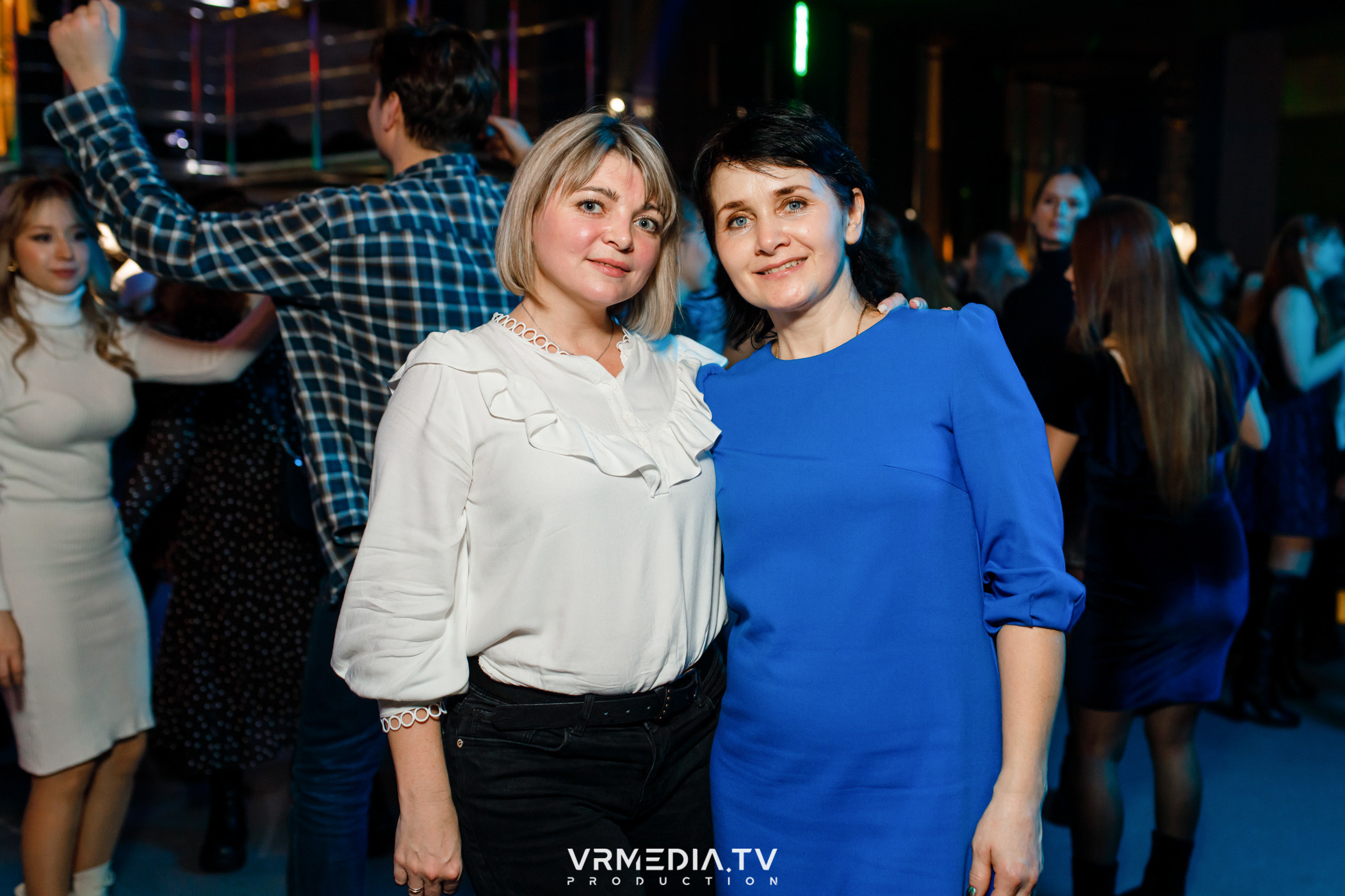 Выходные в баре «DOSKI»