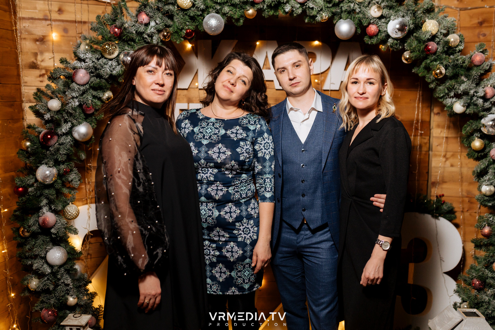 Жаркий новогодний корпоратив в гриль-баре «Жара»