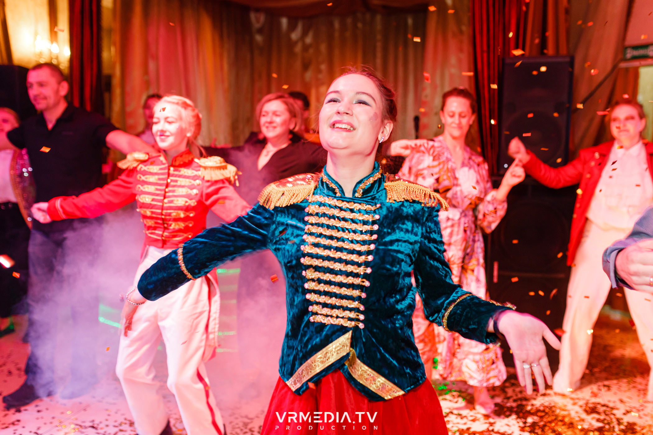 «Новогодний Мюзикл» в ресторане «Лазурный Берег»