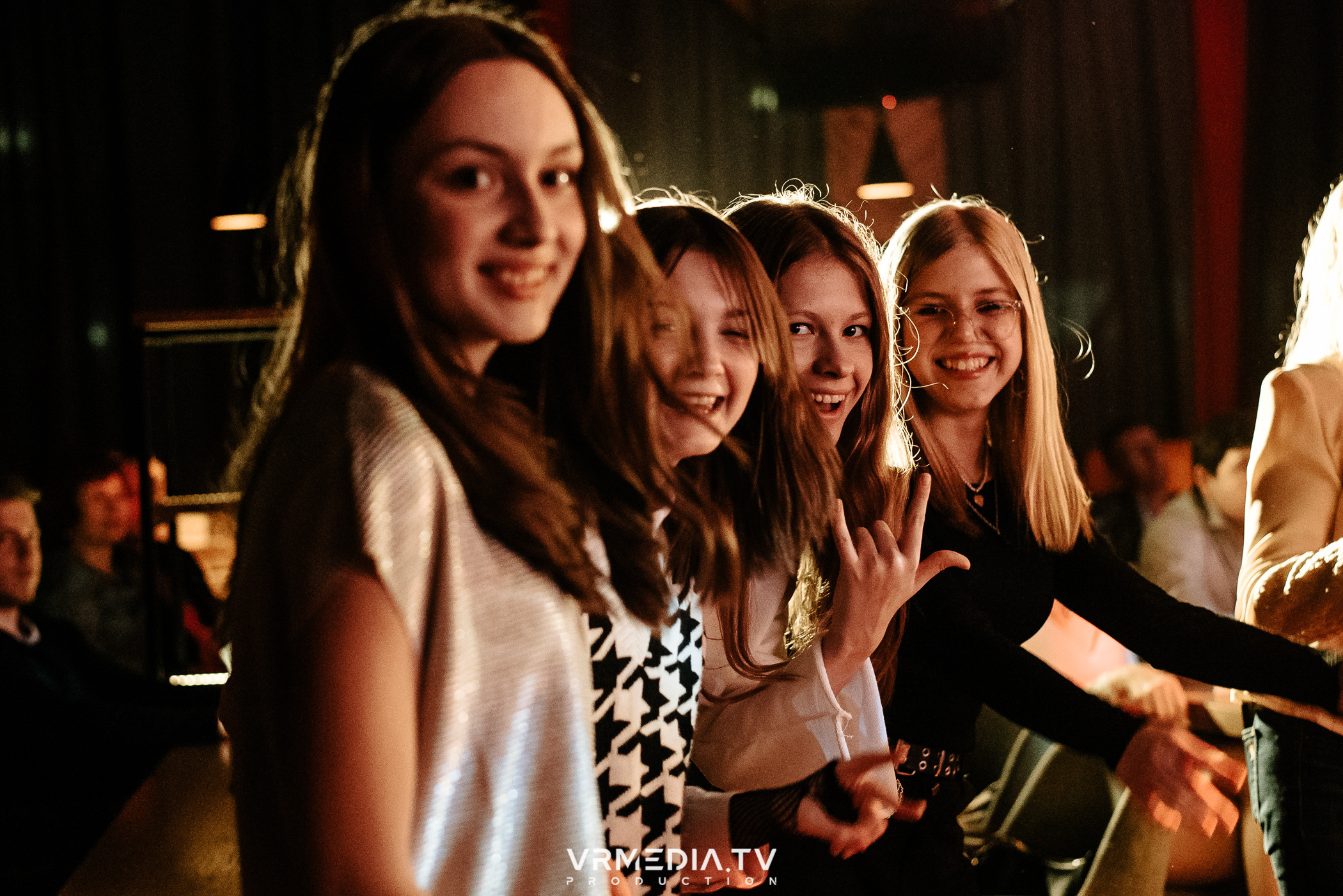 Джазовая среда: BBQueen: Переменная облачность