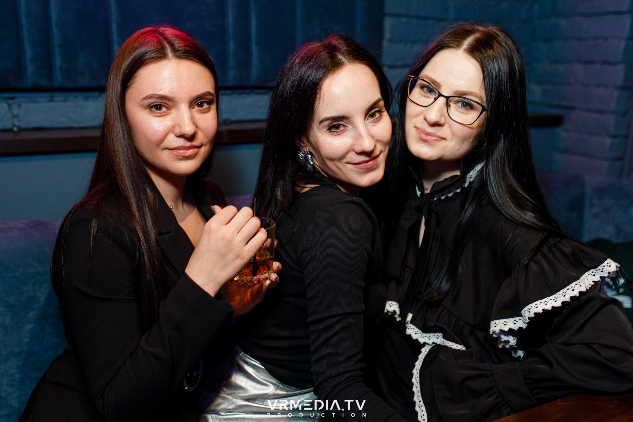 Выходные в караоке-баре «Опера»