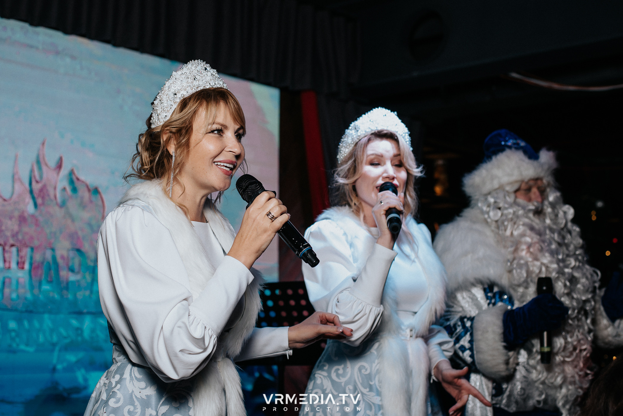 Жаркий новогодний корпоратив в гриль-баре «Жара»