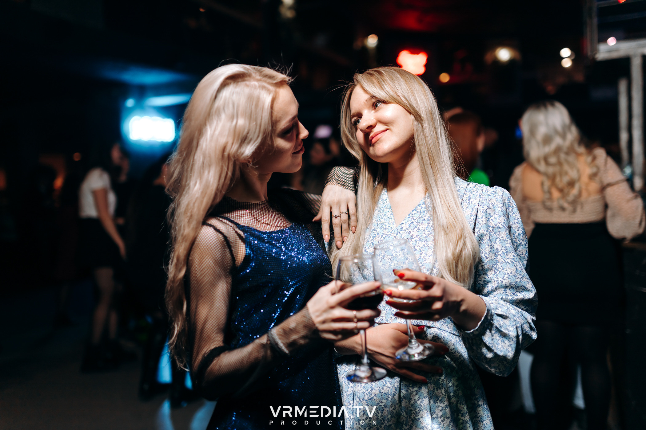 Выходные в баре «DOSKI»