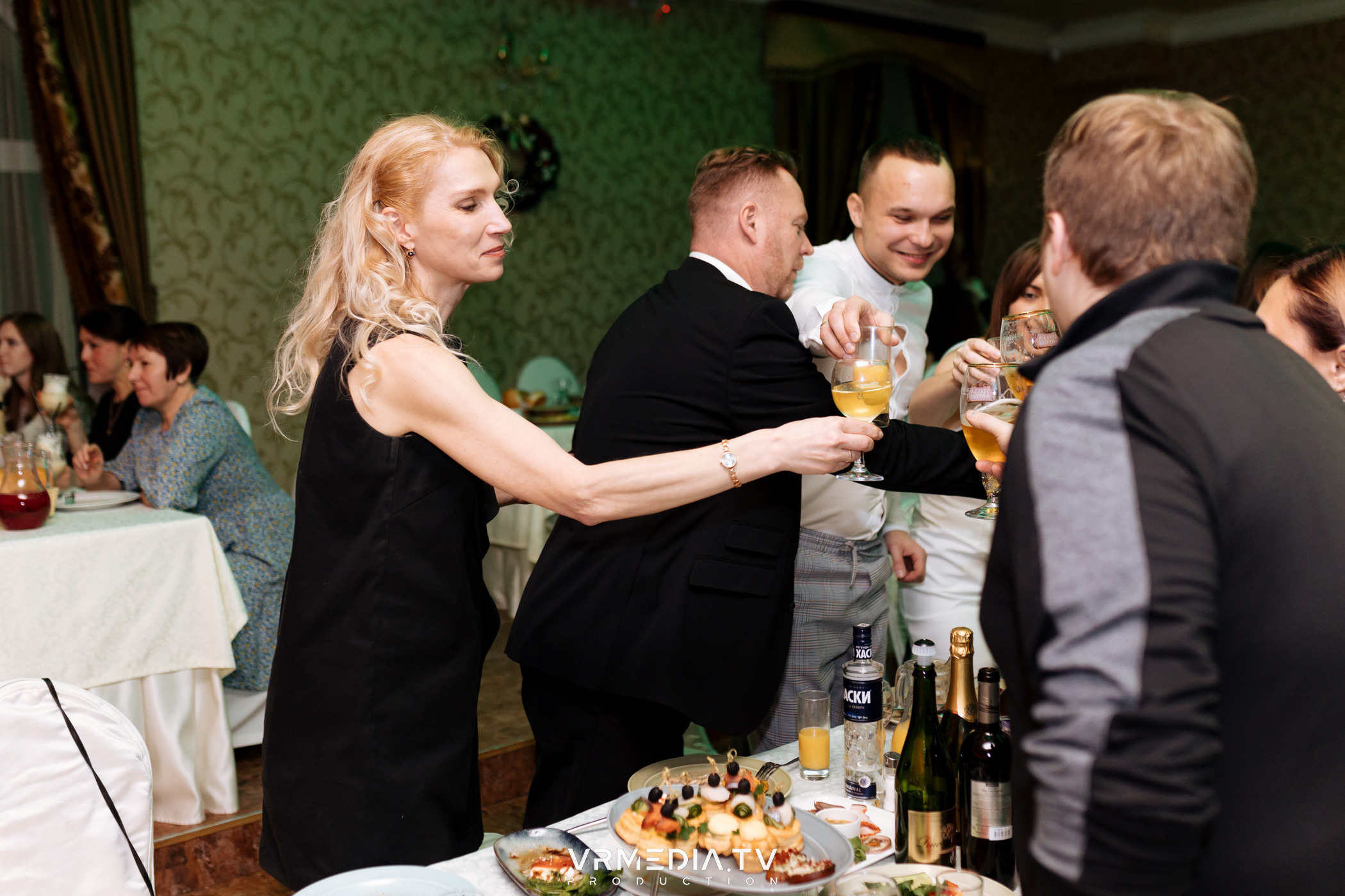 «Новогодний Мюзикл» в ресторане «Лазурный Берег»