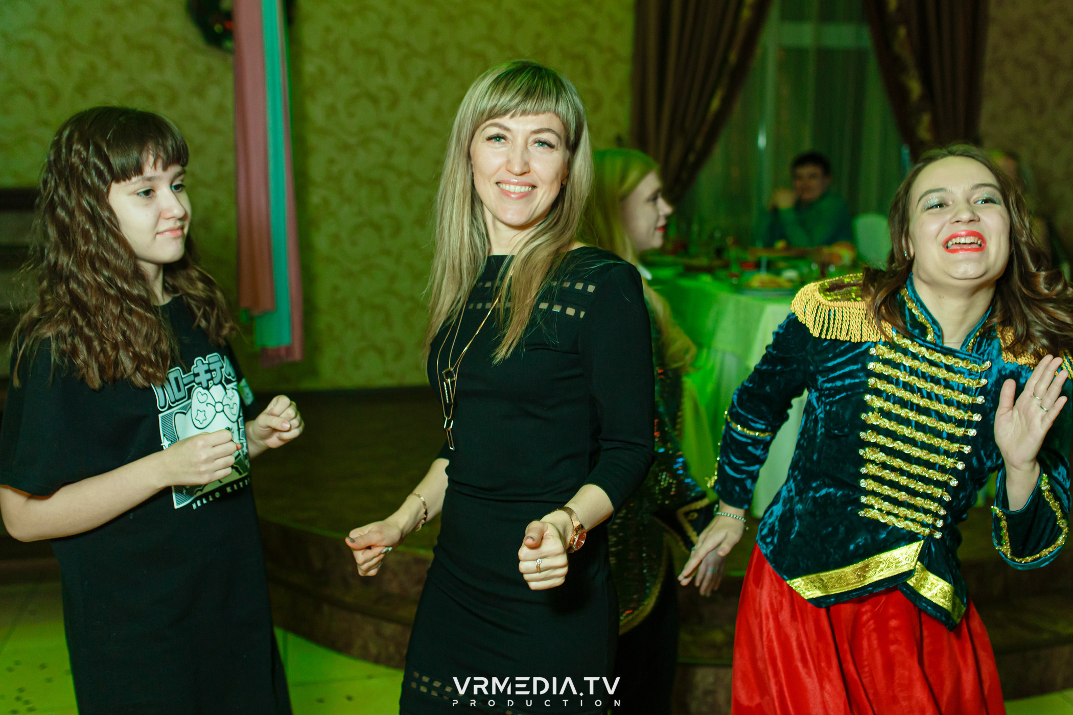 «Новогодний Мюзикл» в ресторане «Лазурный Берег»