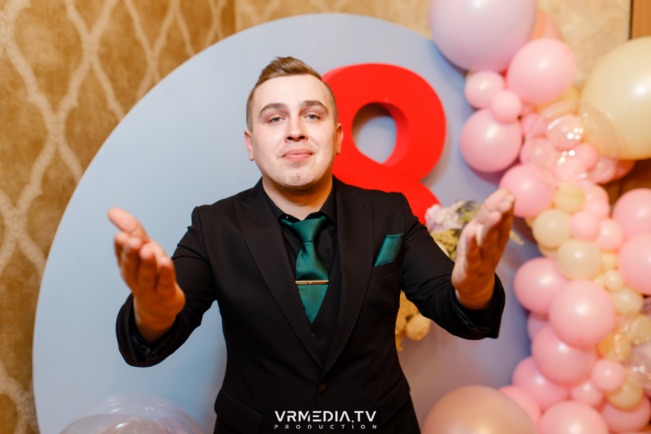 Международный женский день в ресторане «Лазурный Берег»