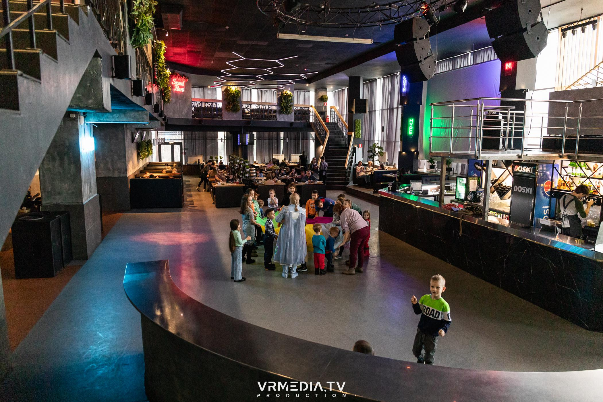 Baby time в баре «DOSKI»