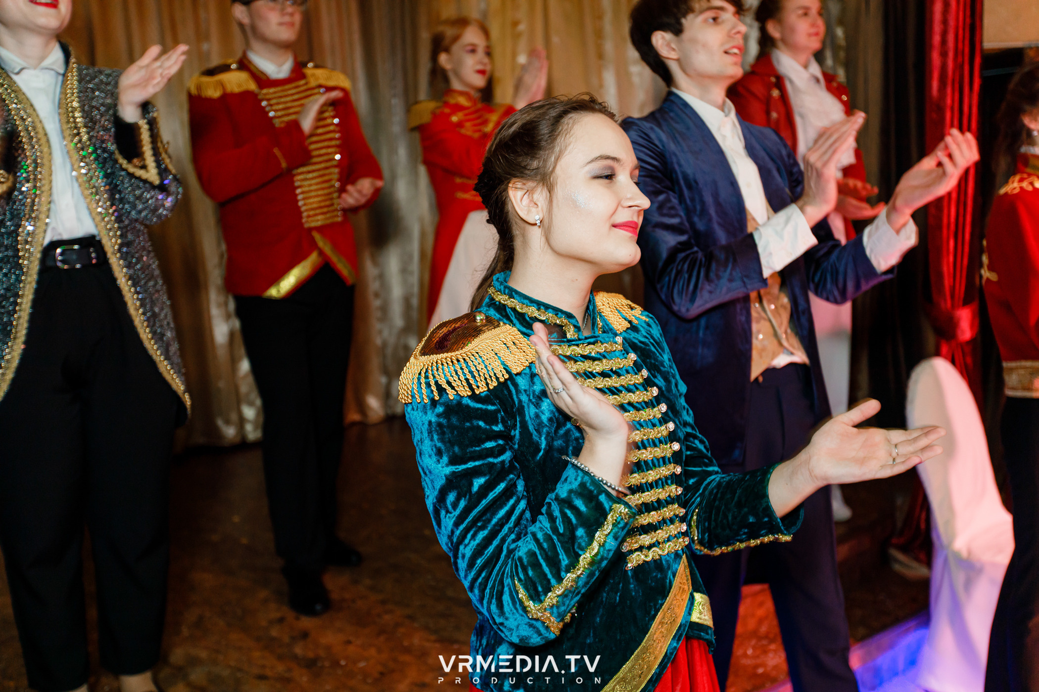 «Новогодний Мюзикл» в ресторане «Лазурный Берег»