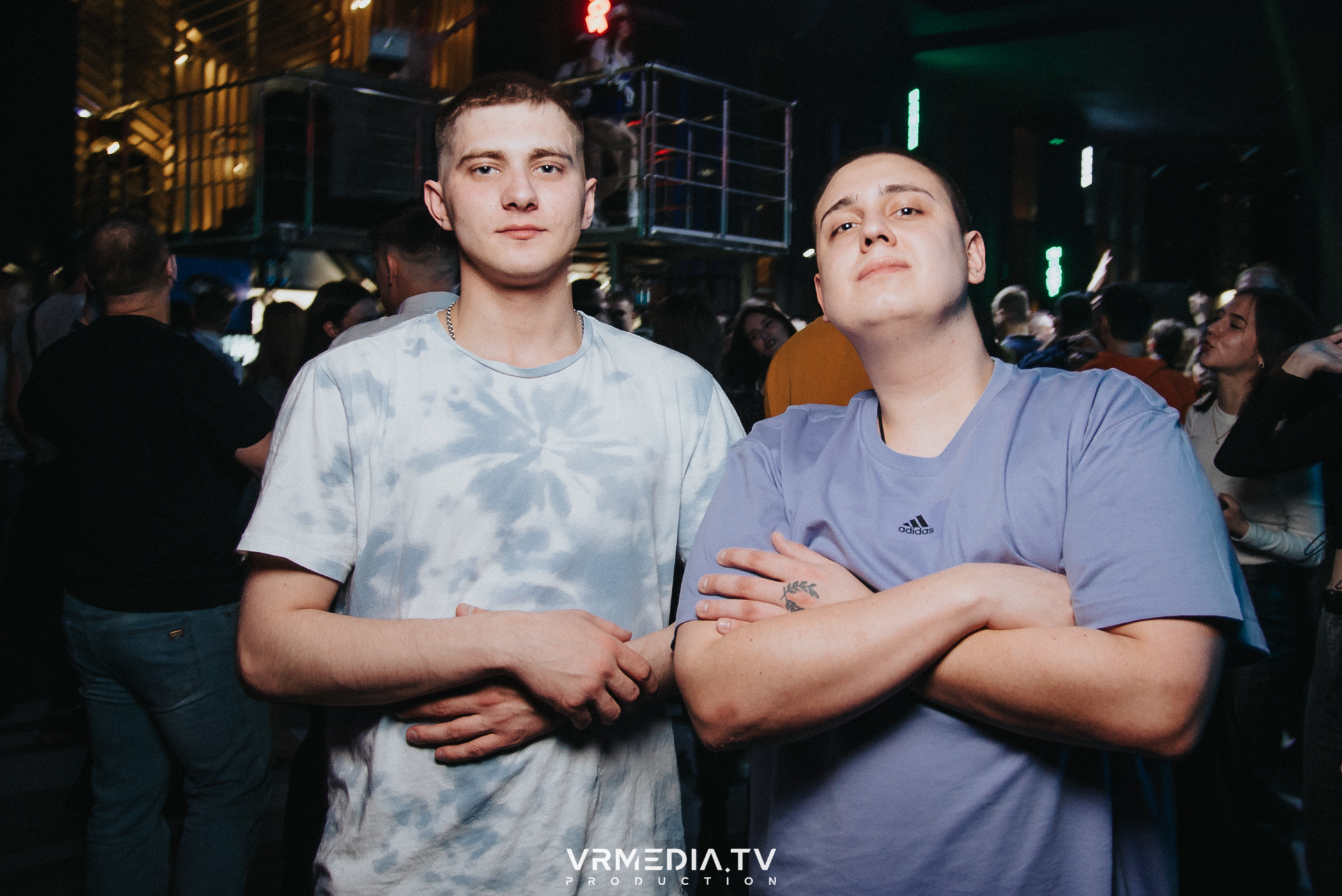 Выходные в баре «DOSKI»