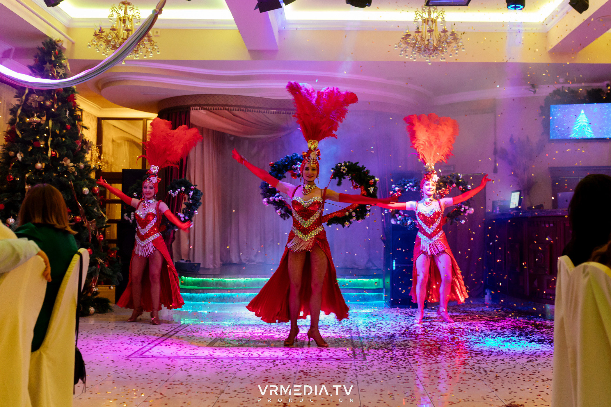 «Новогодний Мюзикл» в ресторане «Лазурный Берег»