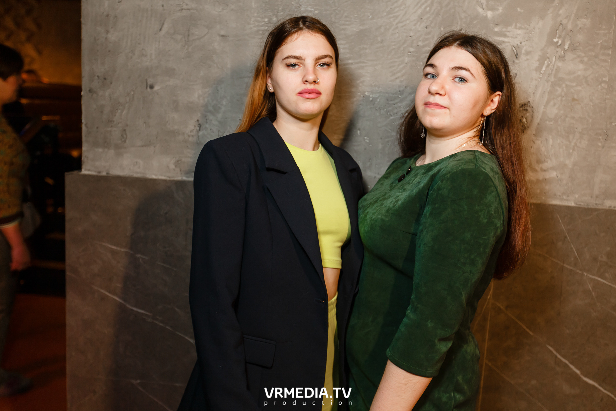 Выходные в баре «DOSKI»