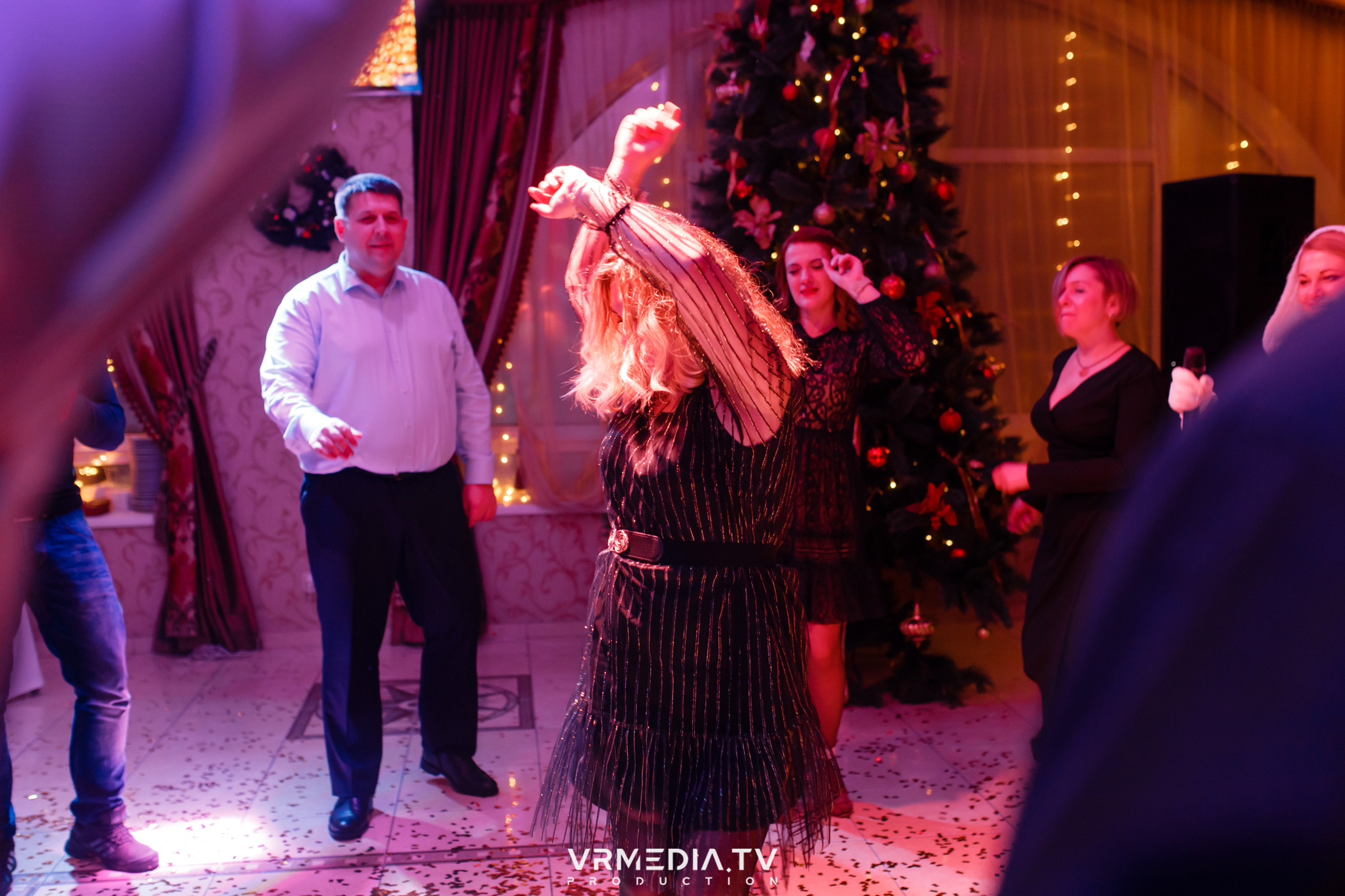 «Новогодний Мюзикл» в ресторане «Лазурный Берег»