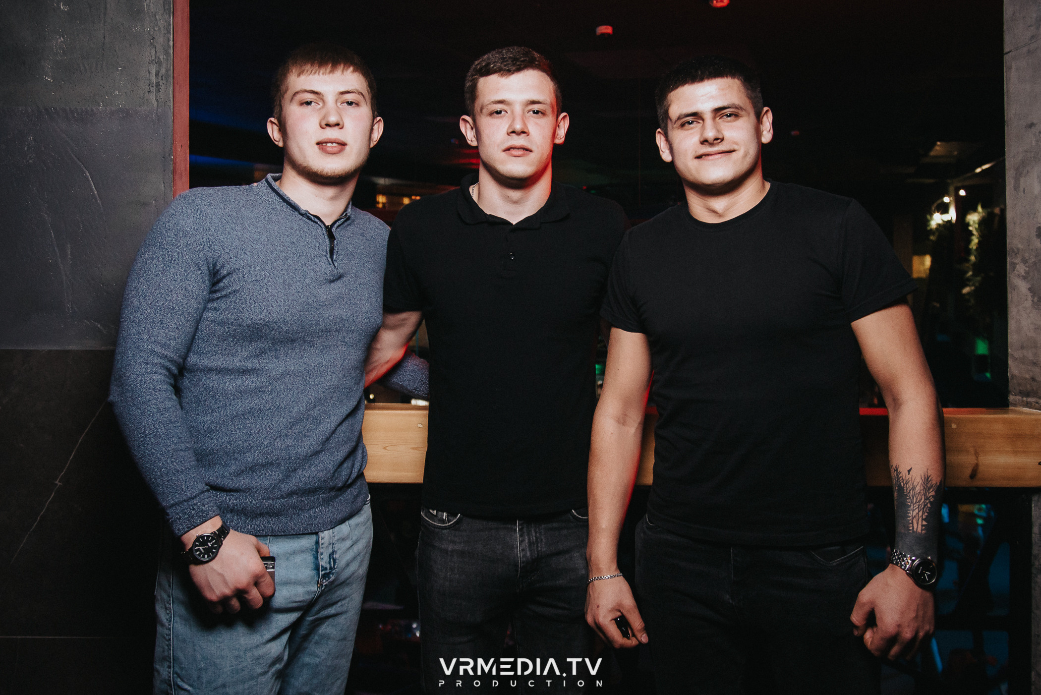 Выходные в баре «DOSKI»