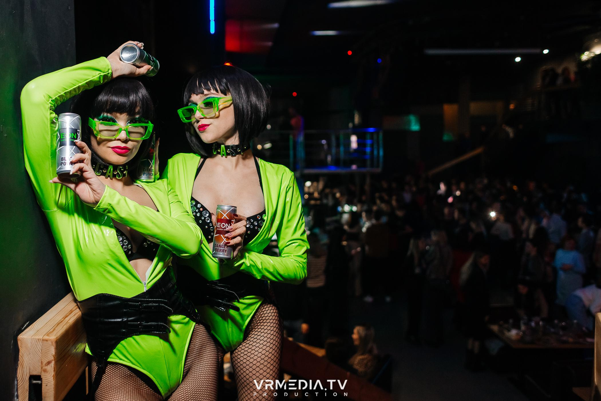 Выходные в баре «DOSKI»