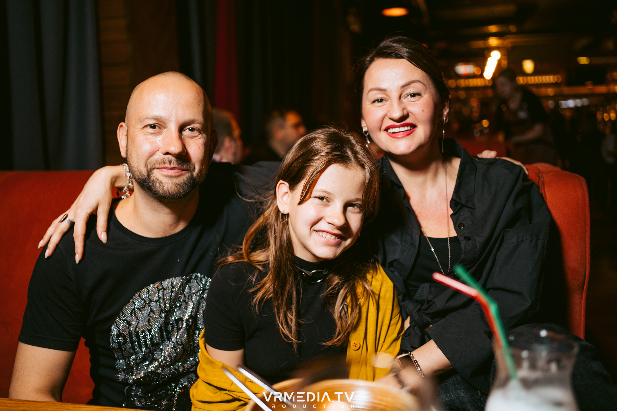 Джазовая среда: шоу «КИНОхроника»