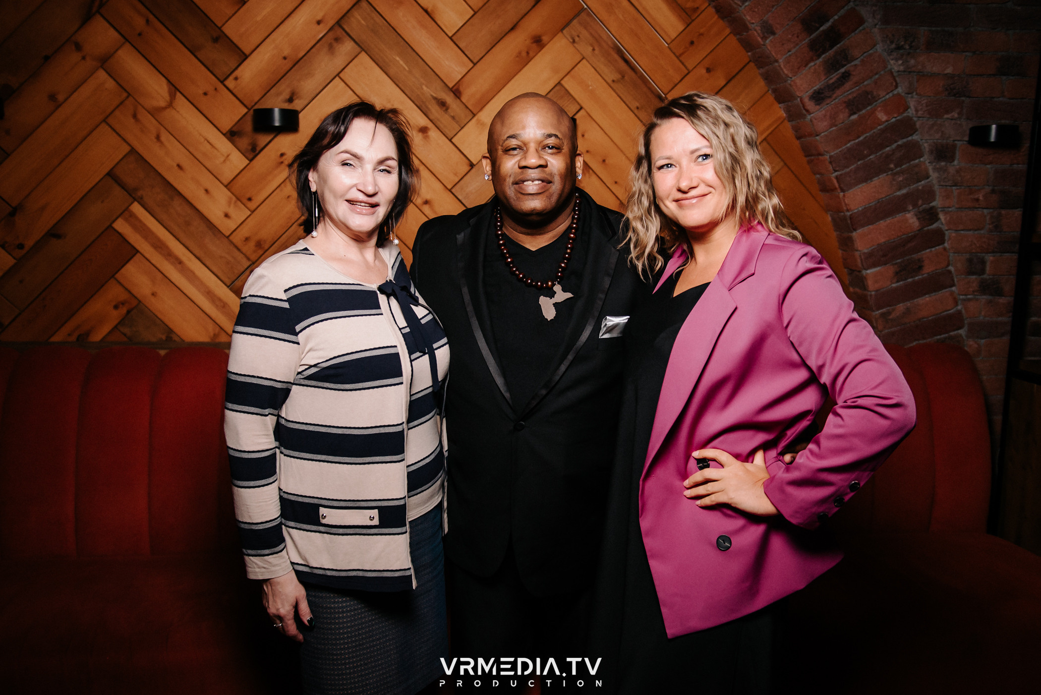 Джазовая среда: Певец Мистер Мелвин (Франция)