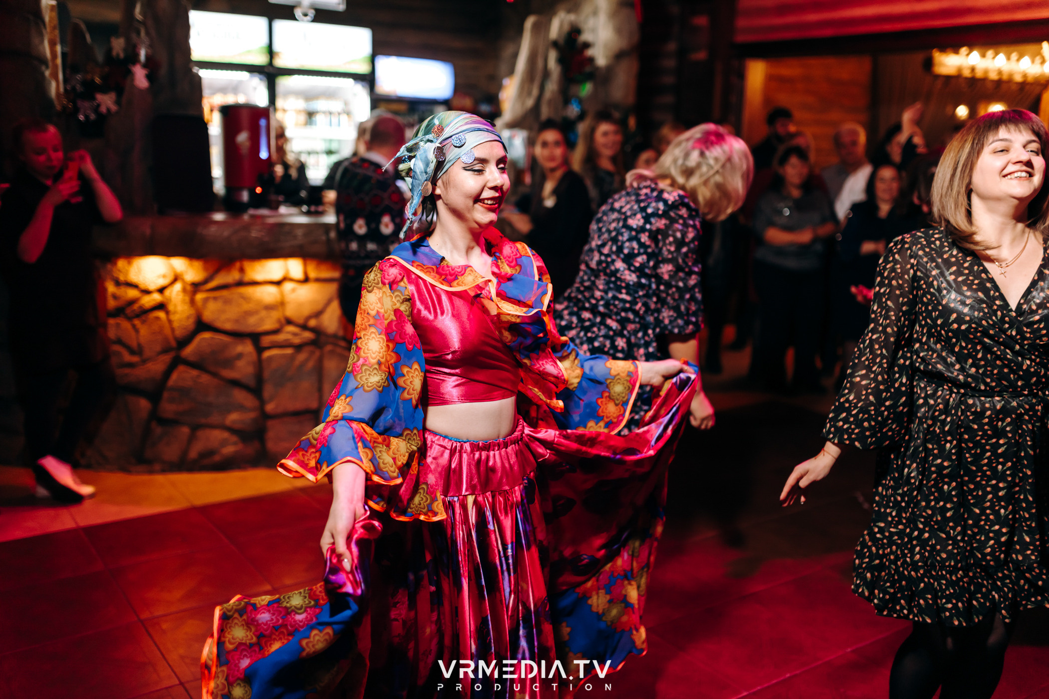 Новогодний вечер «У Петровича»