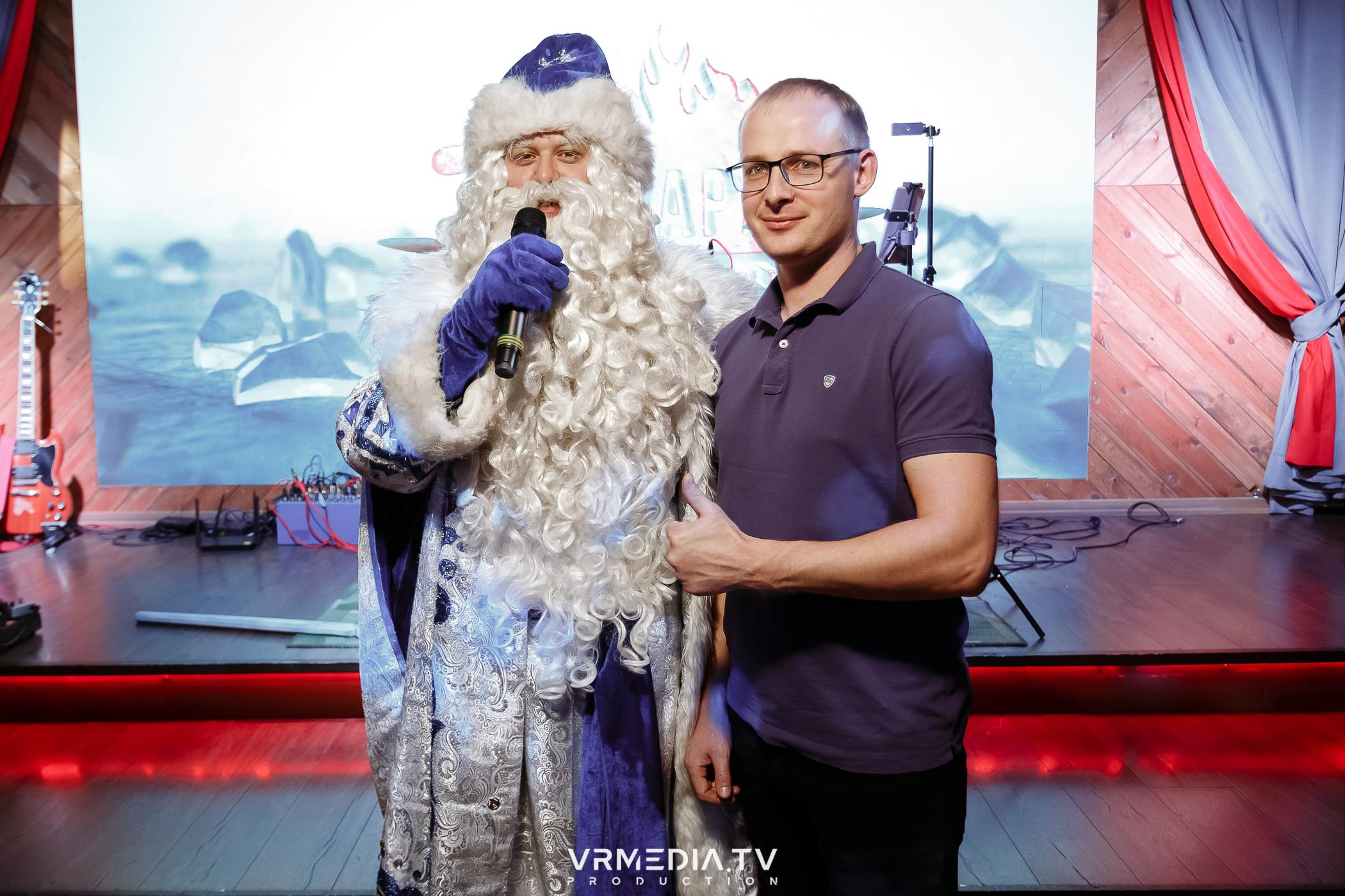 Жаркий новогодний корпоратив в гриль-баре «Жара»