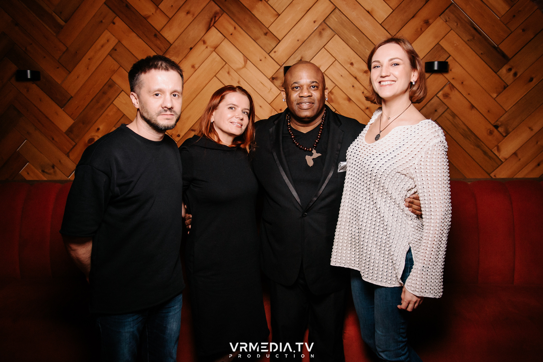 Джазовая среда: Певец Мистер Мелвин (Франция)