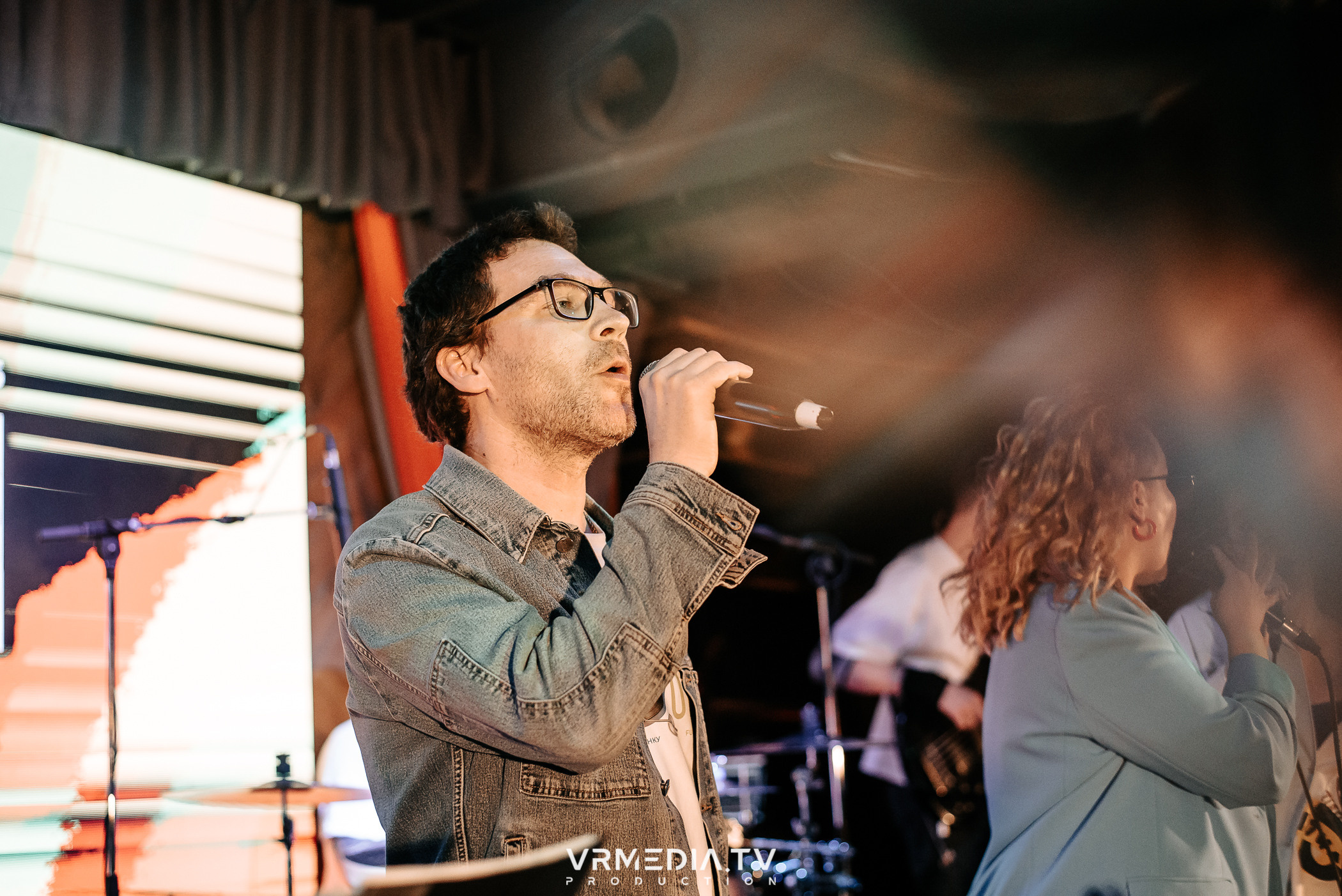 Джазовая среда: BBQueen: Переменная облачность