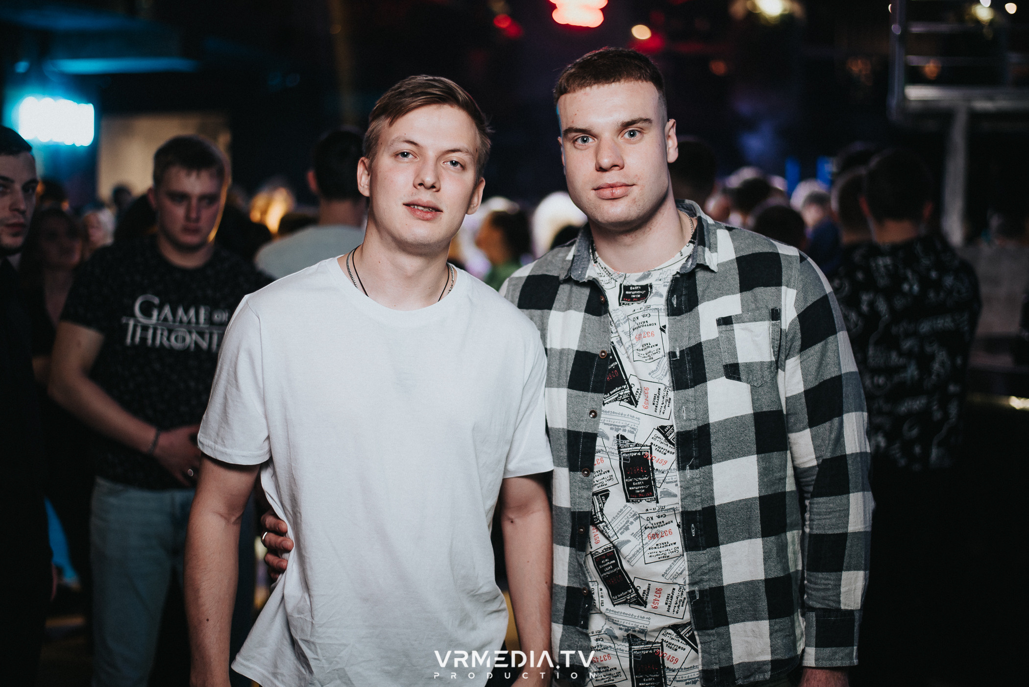 Выходные в баре «DOSKI»