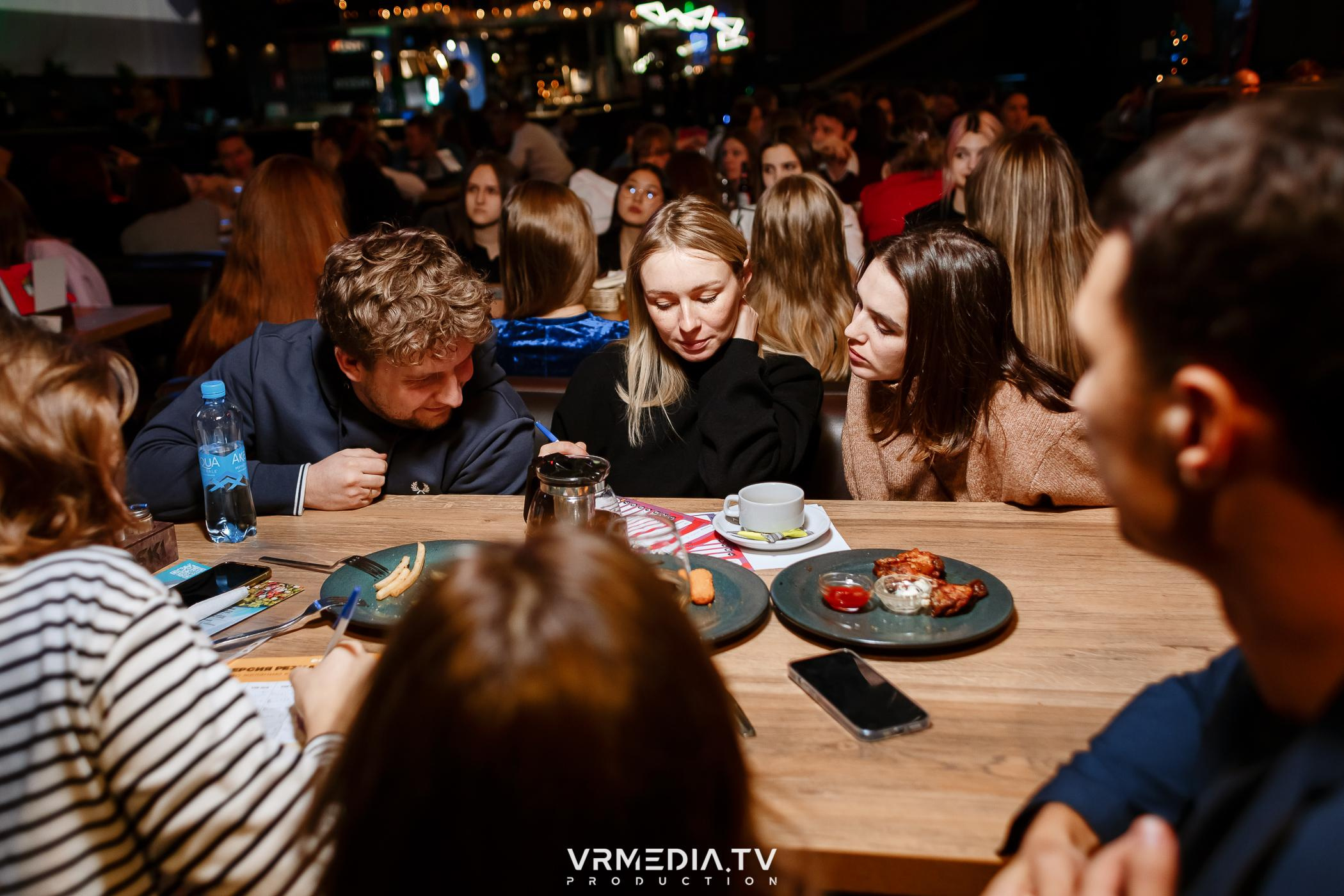 WoW QuiZ в баре «DOSKI»