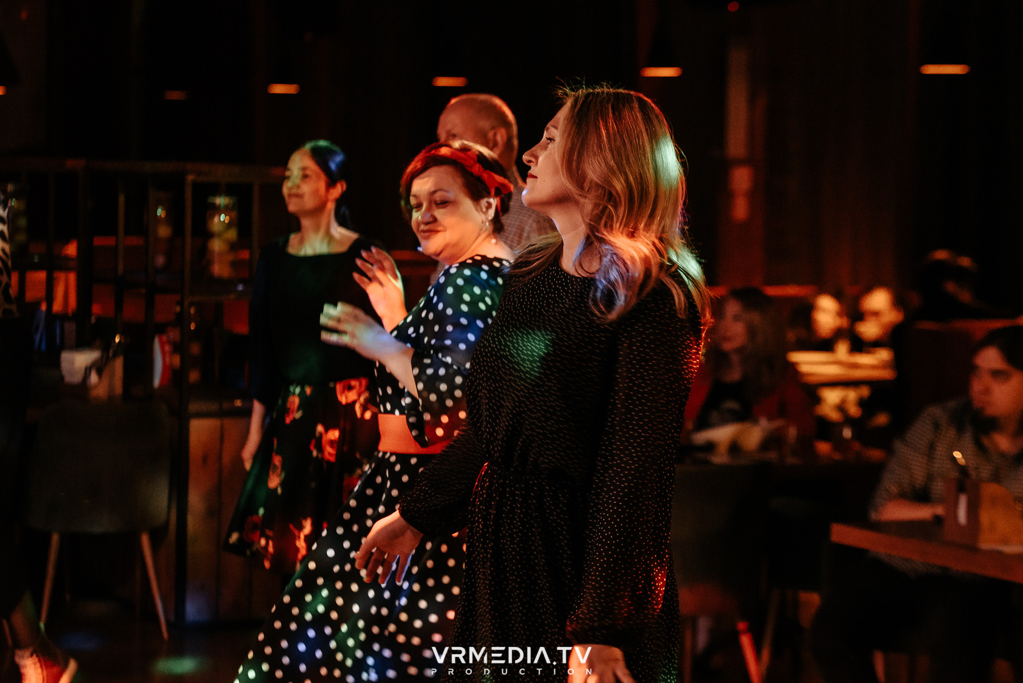 Джазовая среда: РАДИОНЯНЯ (Москва)