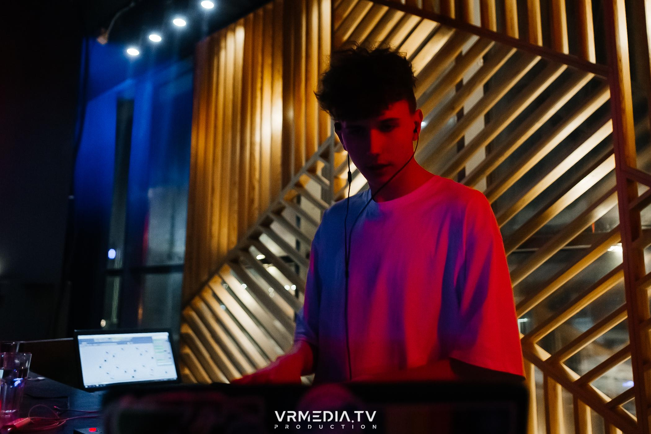 Выходные в баре «DOSKI»