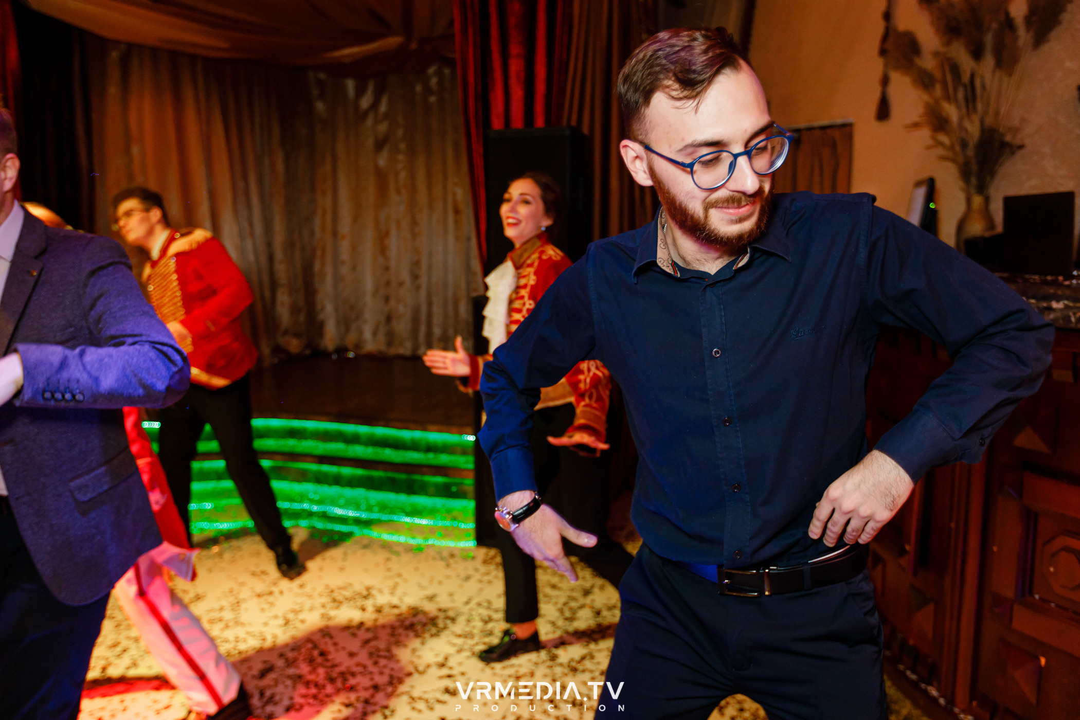 «Новогодний Мюзикл» в ресторане «Лазурный Берег»