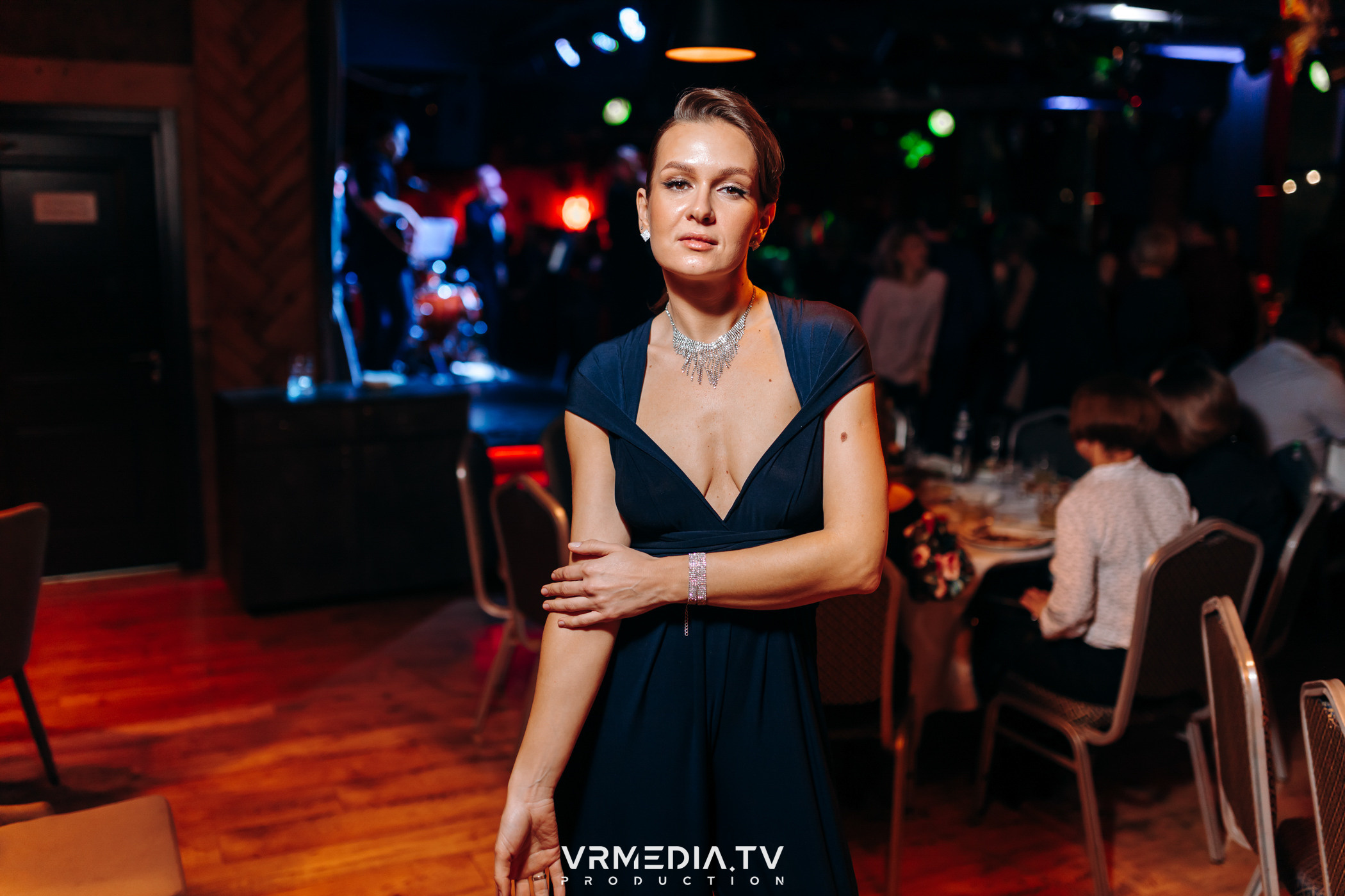 Жаркий новогодний корпоратив в гриль-баре «Жара»