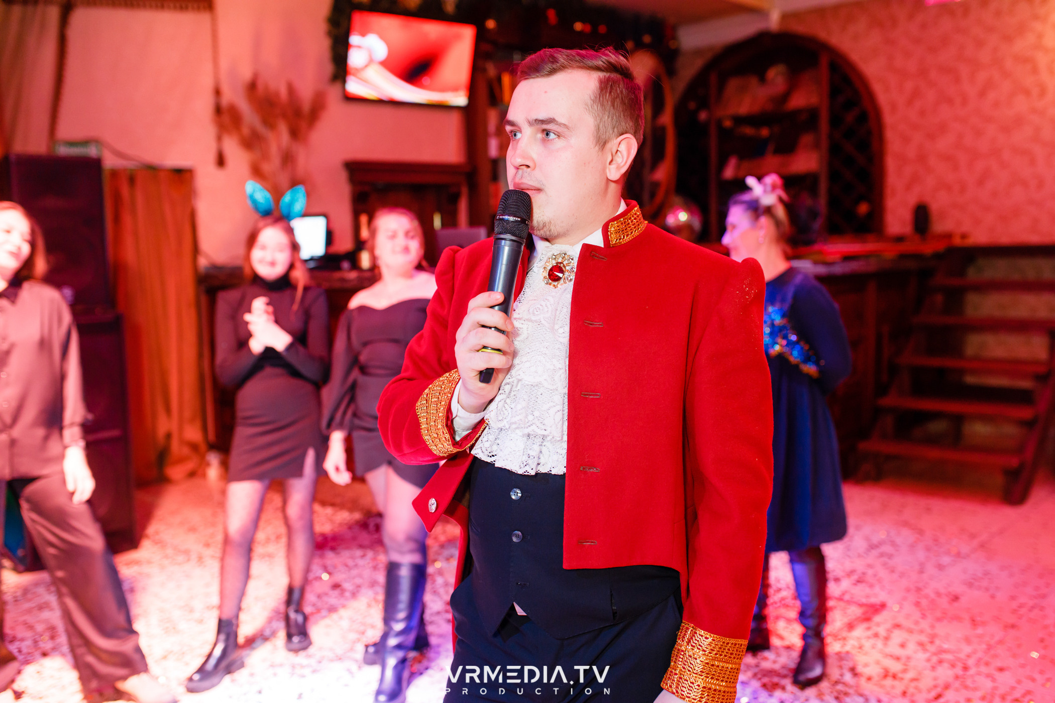 «Новогодний Мюзикл» в ресторане «Лазурный Берег»