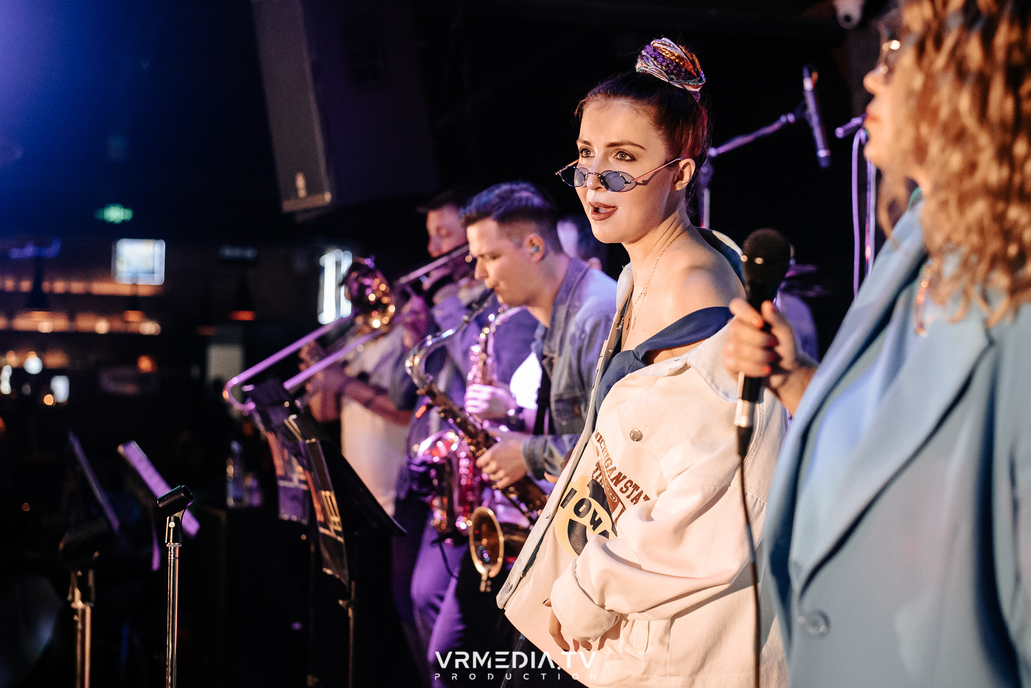 Джазовая среда: BBQueen: Переменная облачность