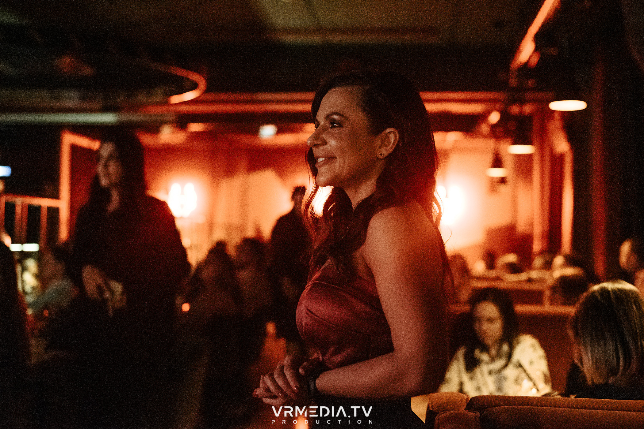 Джазовая среда: BBQueen: Переменная облачность