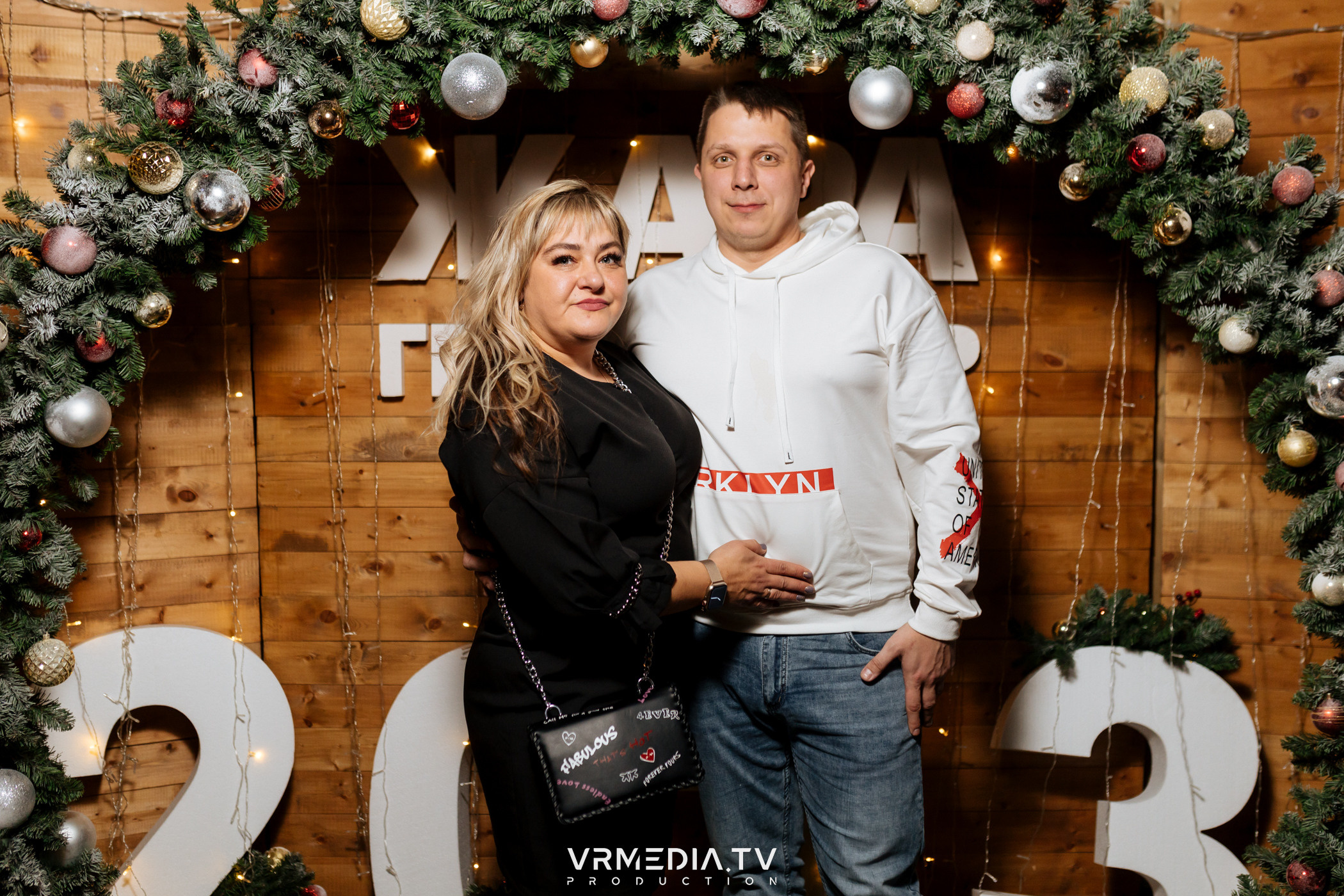 Жаркий новогодний корпоратив в гриль-баре «Жара»