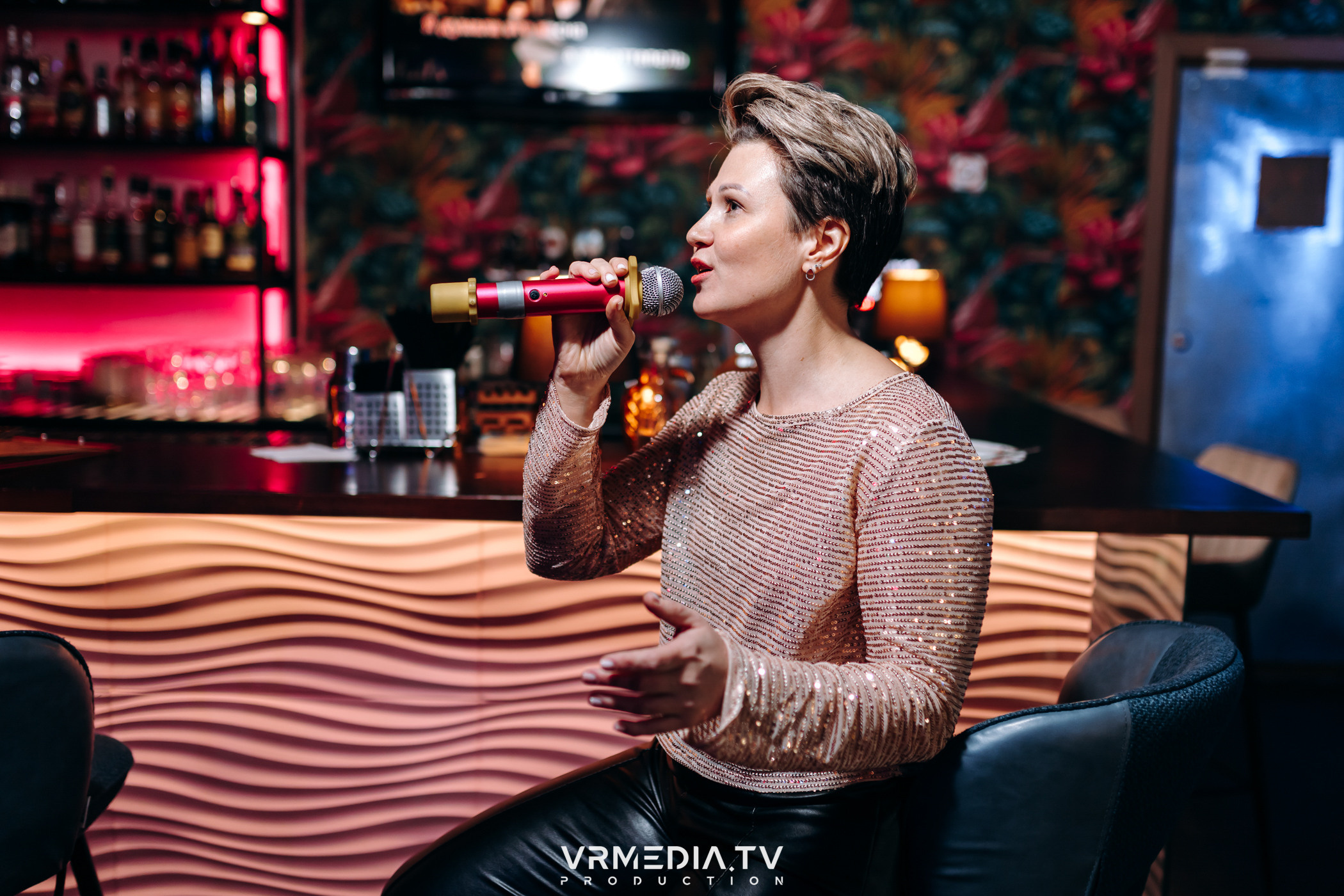 Новогодние корпоративы в караоке-баре «Опера»