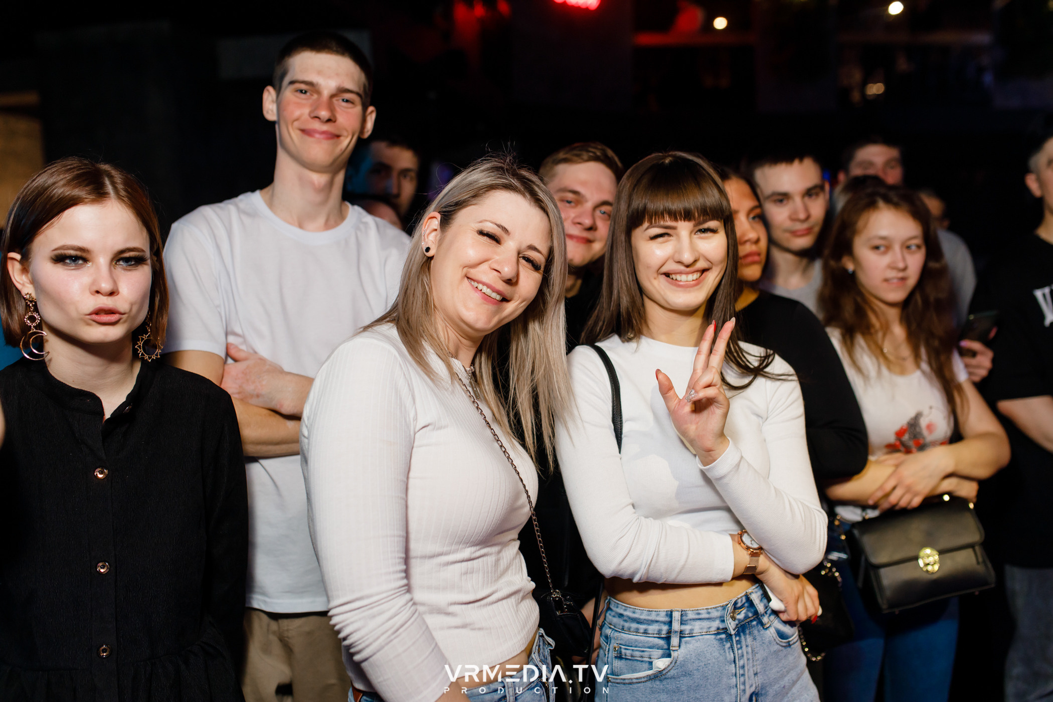 Выходные в баре «DOSKI»