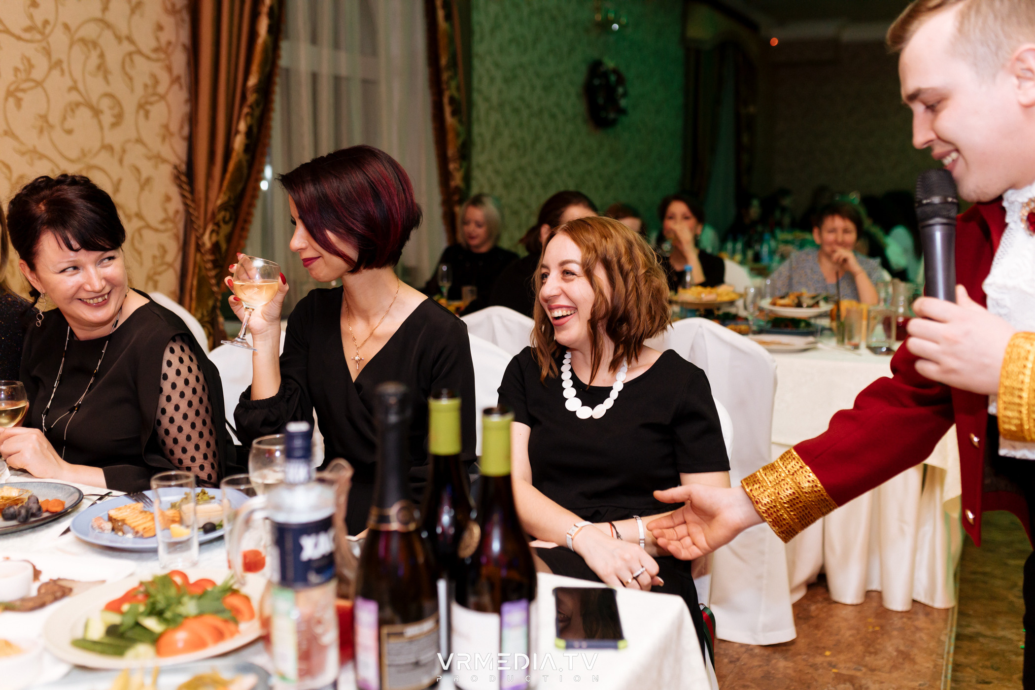 «Новогодний Мюзикл» в ресторане «Лазурный Берег»