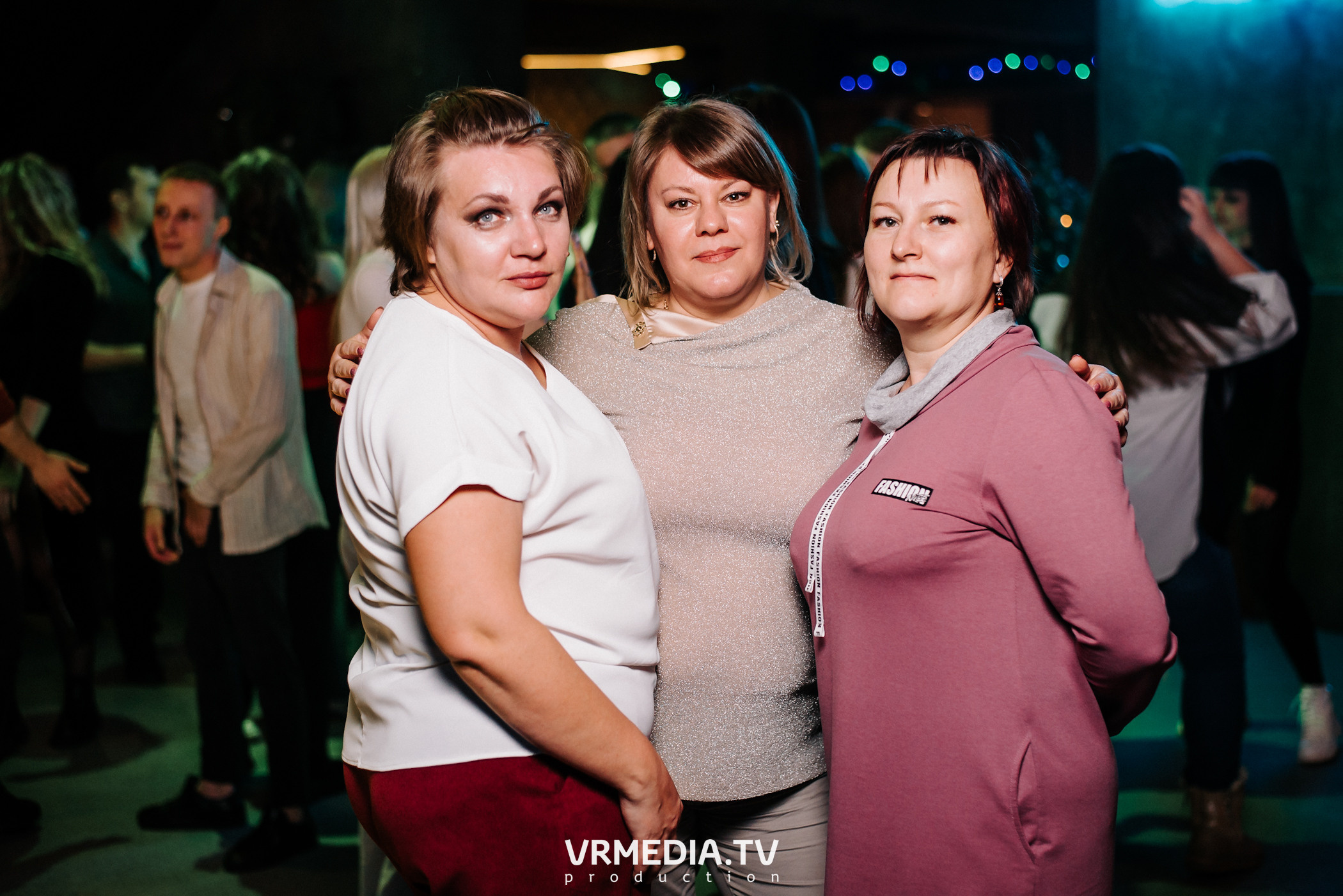 Выходные в баре «DOSKI»