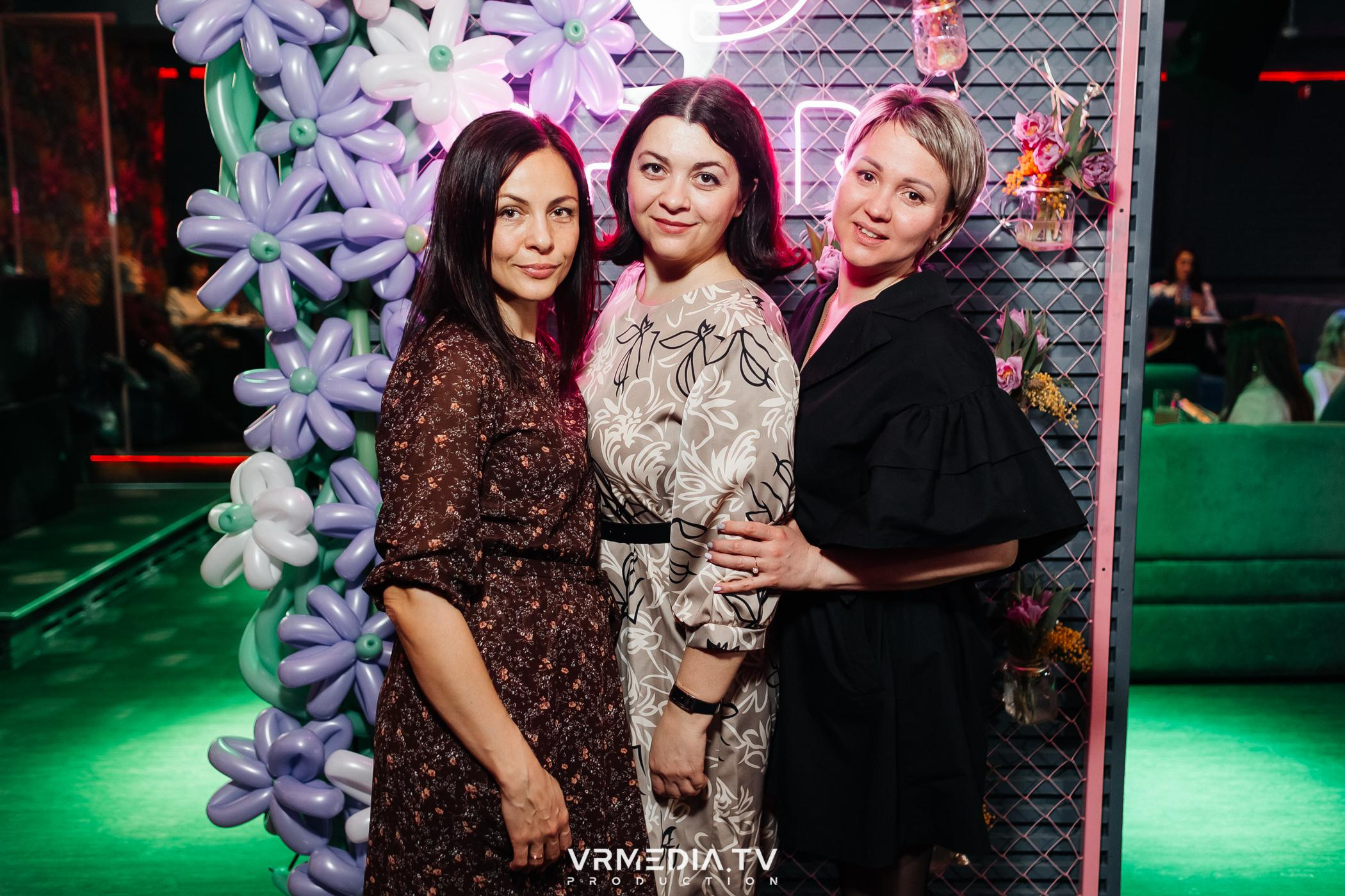 Woman party в караоке-баре «Opera»