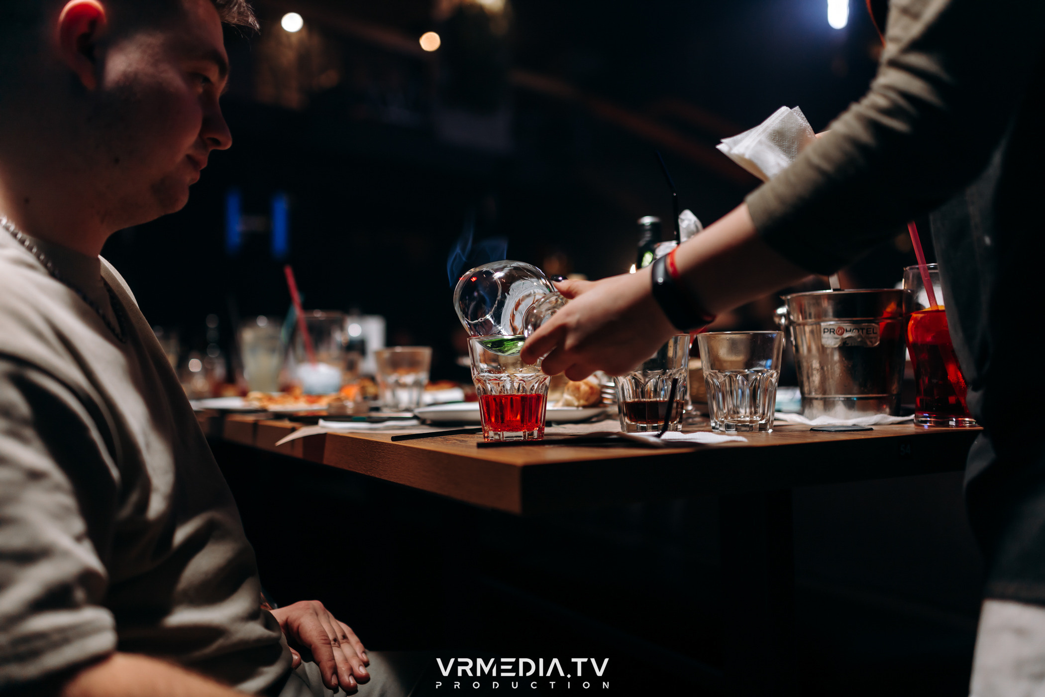 Выходные в баре «DOSKI»