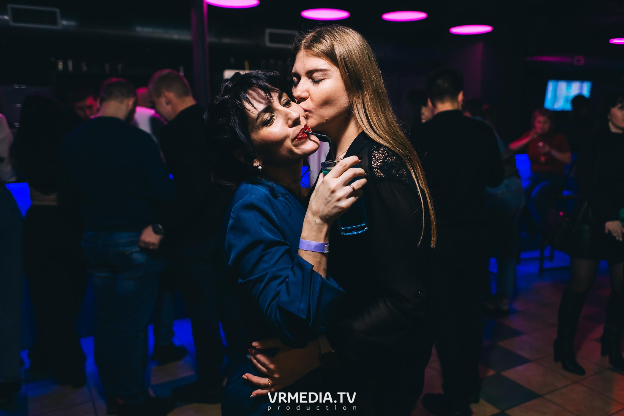 Выходные в баре «BORODA»