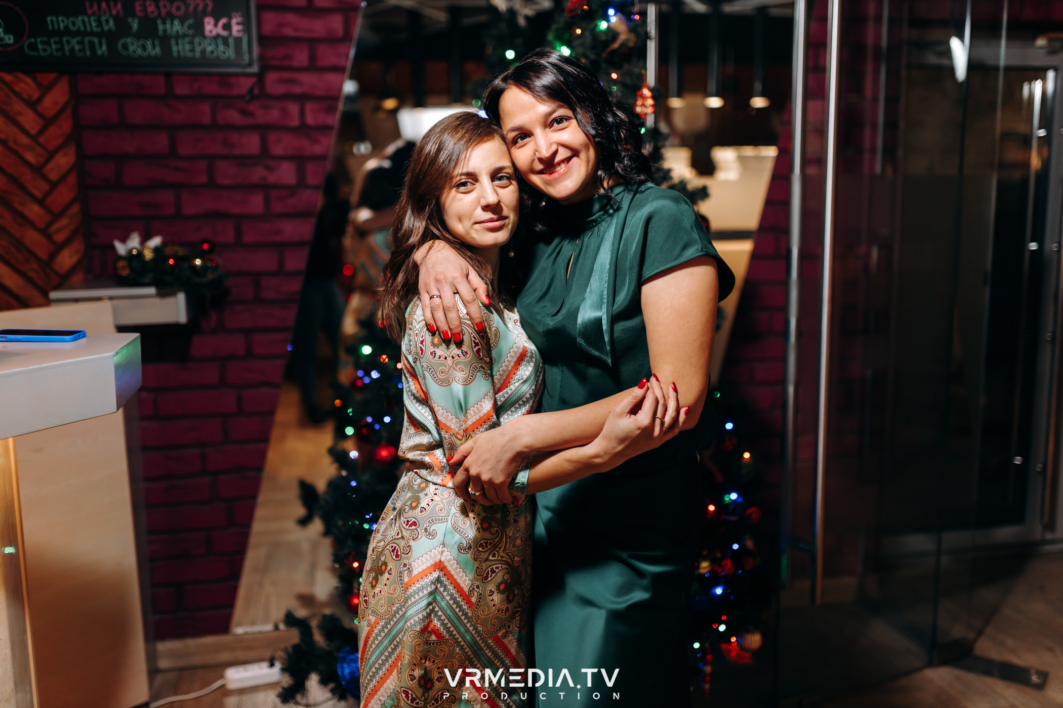 Новогодний вечер в ресторане «Friday»