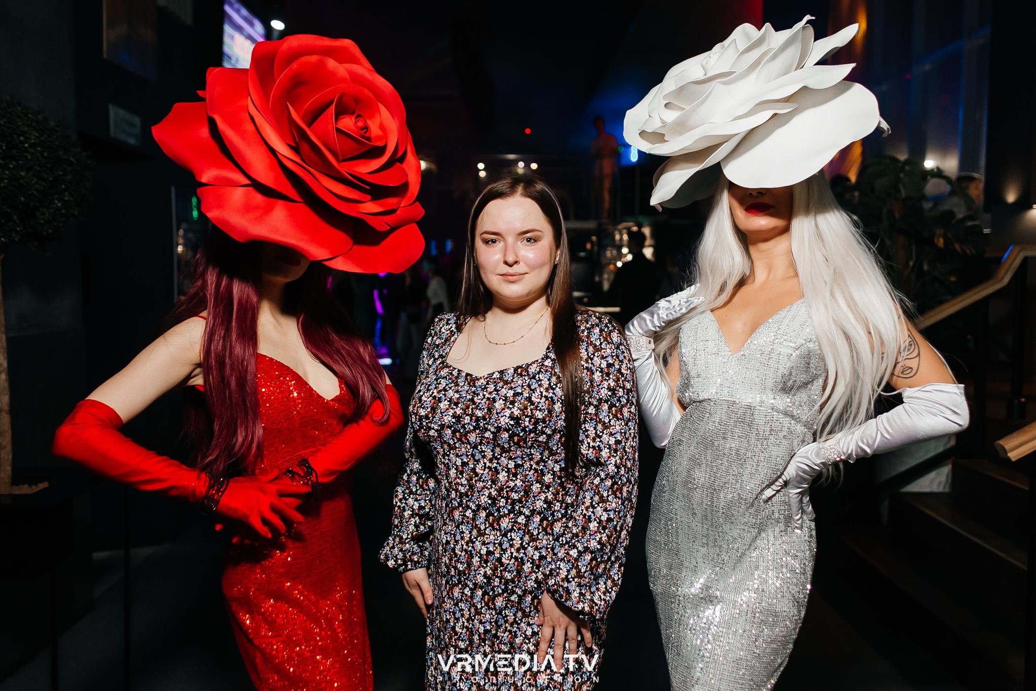 Выходные в баре «DOSKI»